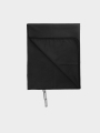 Toalha de desporto de secagem rápida M (80 x 130 cm) - preta 4FWSS25ATOWU053 preta