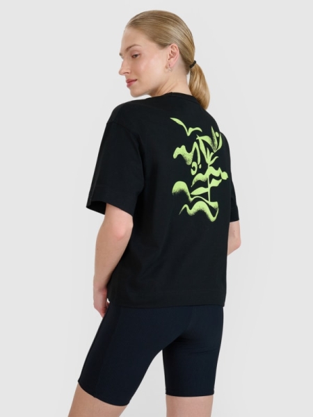 T-shirt normal feminina com estampado - preto 4FWSS25TTSHF1967 preto